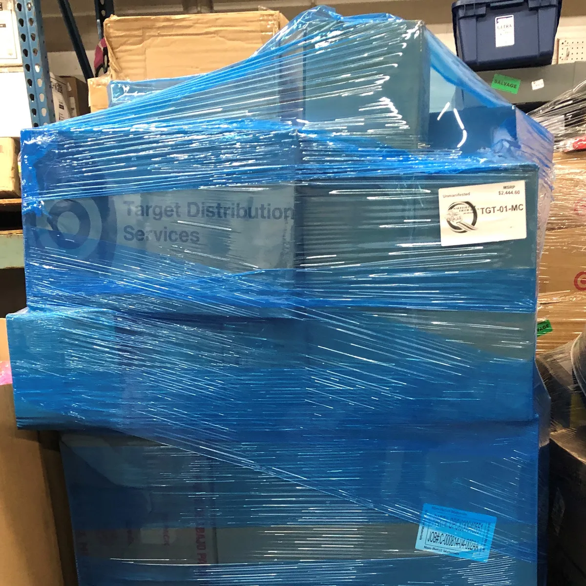 Target Christmas Pallet — $2,444 Retail